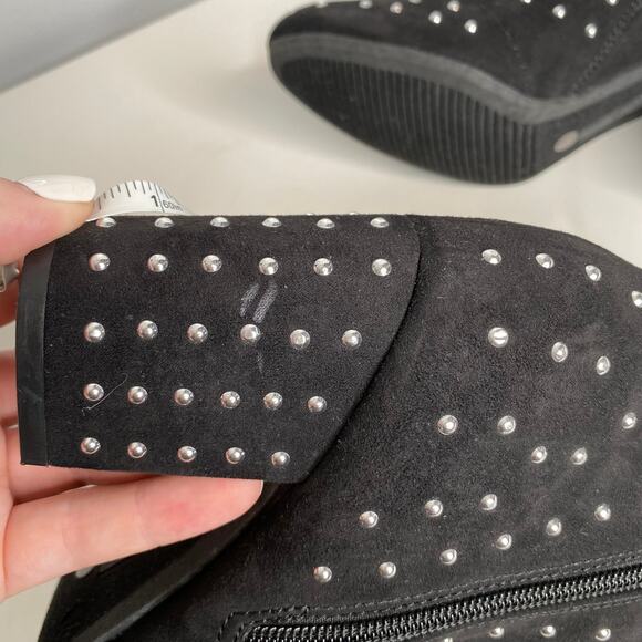 NWT Black Studded Booties - Picture 7 of 7